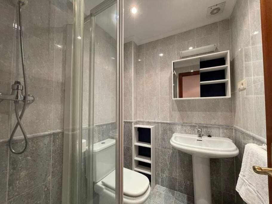 Erribera Etxea Amplio Piso Con Parking Appartement Bermeo Buitenkant foto