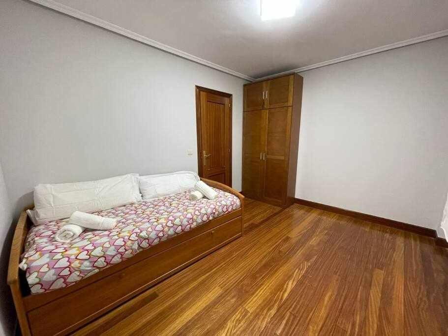 Erribera Etxea Amplio Piso Con Parking Appartement Bermeo Buitenkant foto